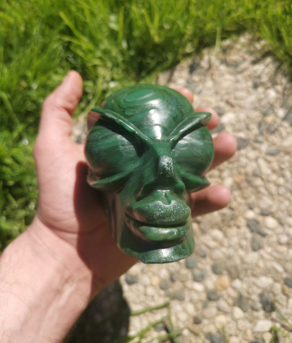 VERDITE Pierre d'Afrique   Sculpture Type Tete Africaine  de pierre naturelle  /  tète de mort / Cranio , SchÄdel , Craneo , Skull , reiki