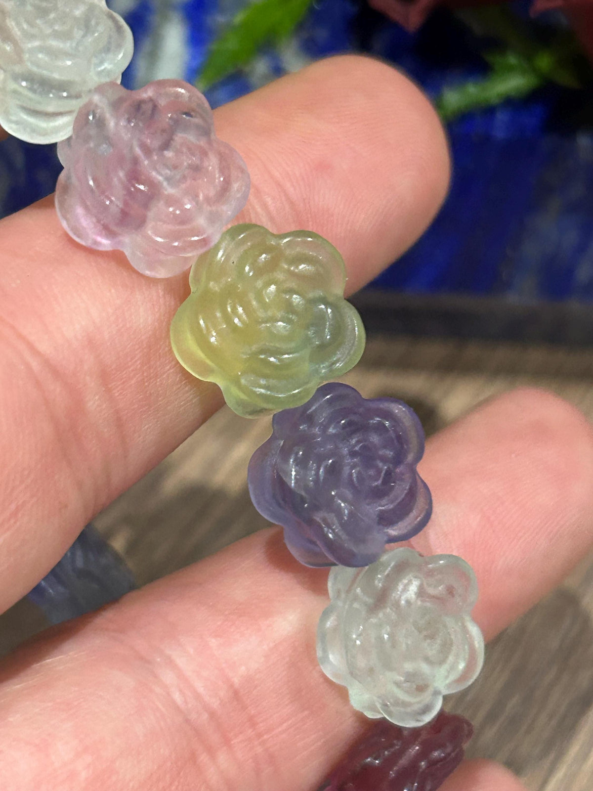 Fluorite multicolorida  , Pulseira de contas em forma de Flor / Minerais / Litoterapia