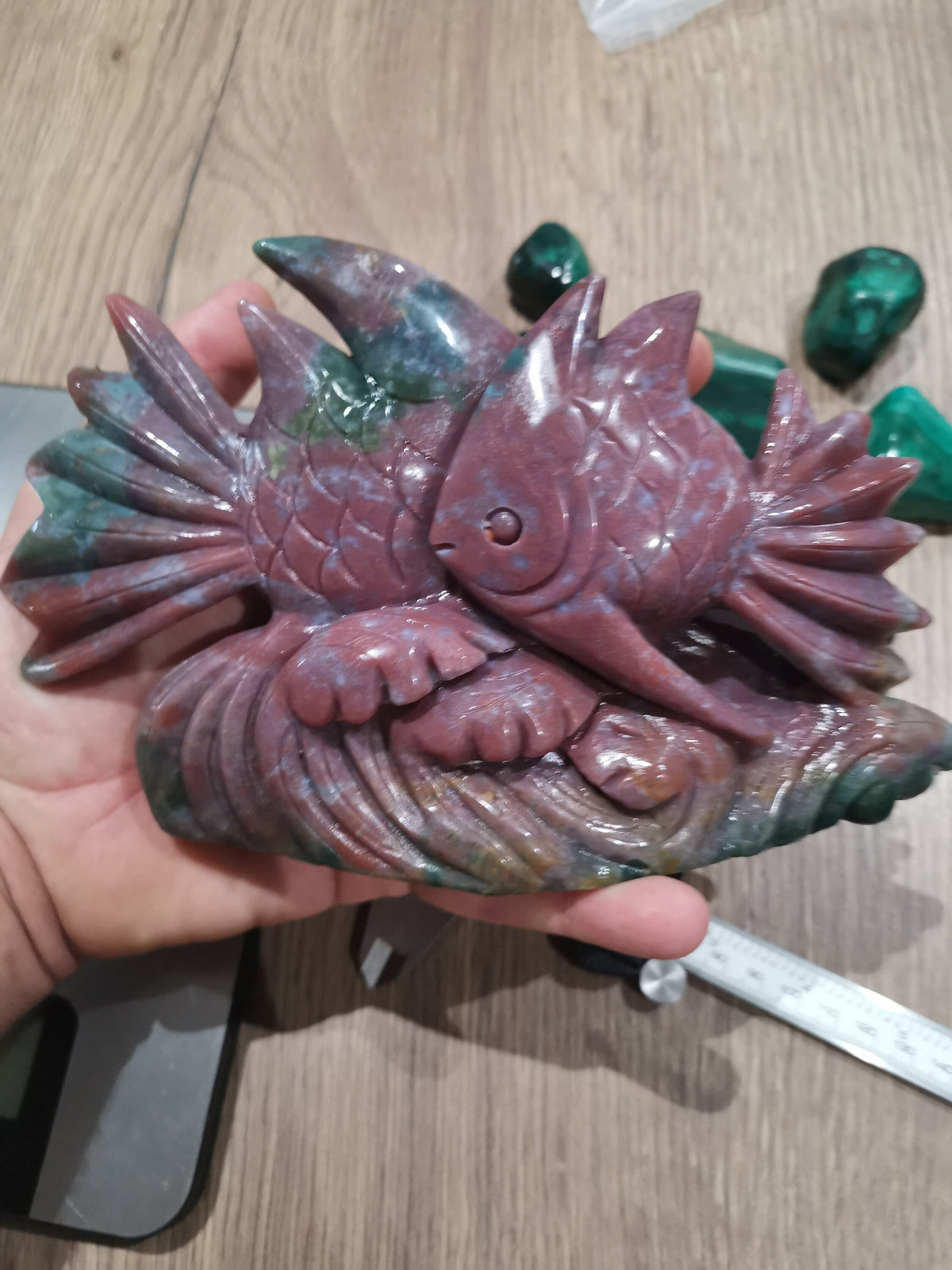 Jaspe Ocean , sculpture Statue Poisson en pierre naturelle