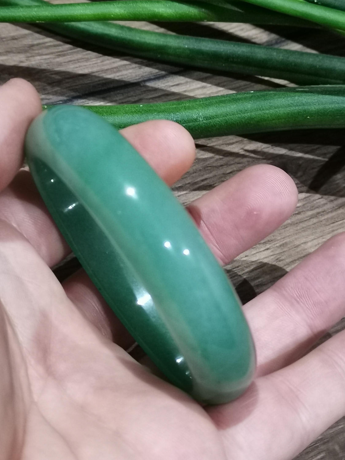 Aventurina verde Brasil  , Pulseira rígida de aro diâmetro 61  mm / Pedra natural / Presentes