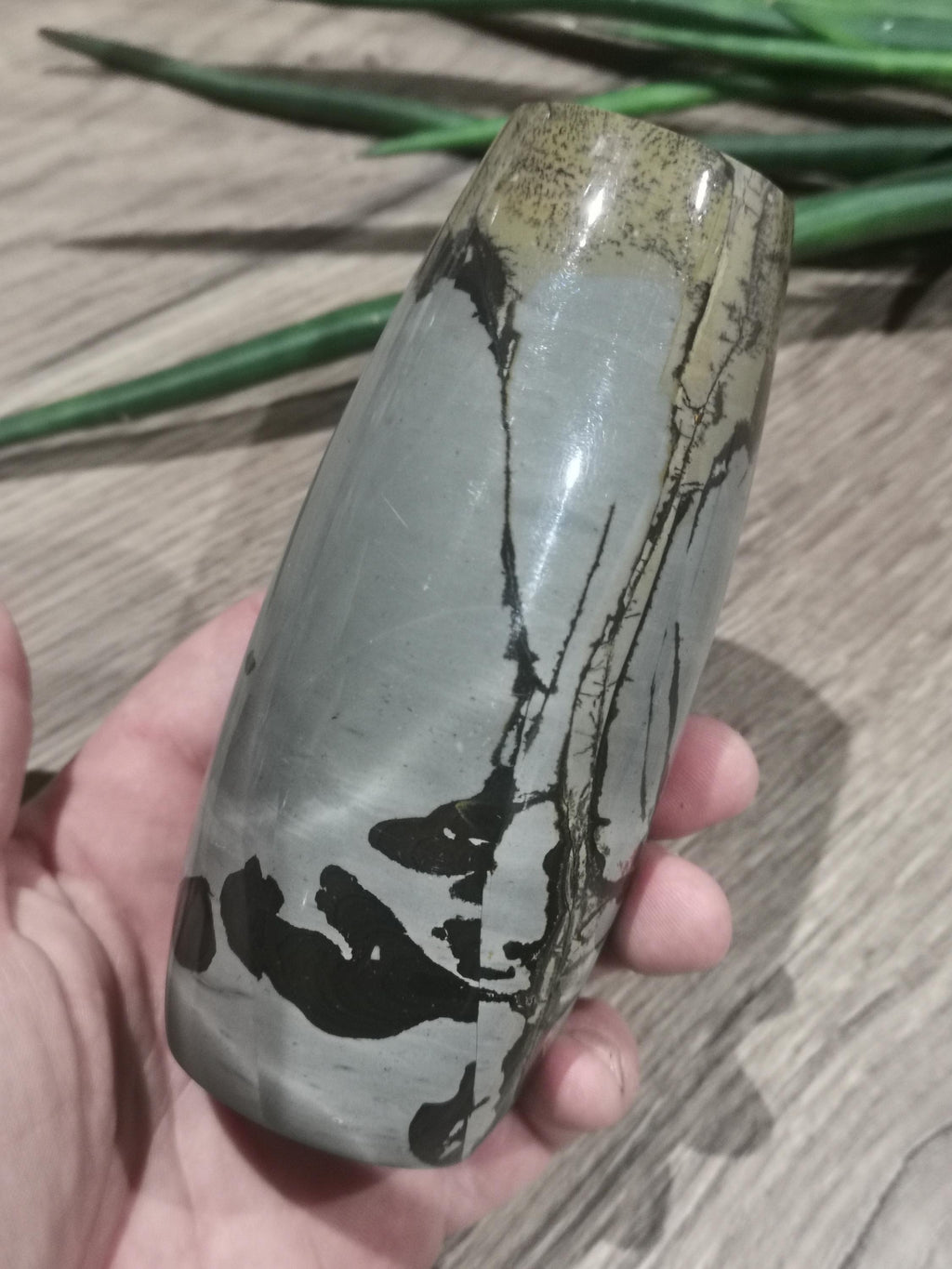 Jaspis vaas met natuurlijk landschap – 13 cm