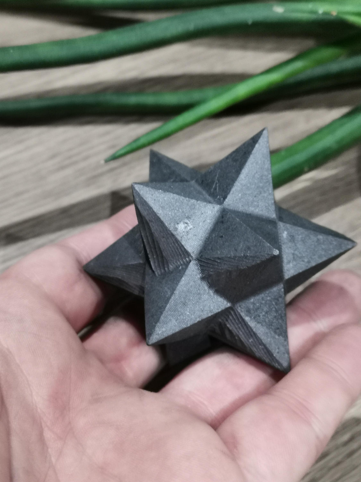 Merkaba en shungite naturelle de Russie, 74 mm