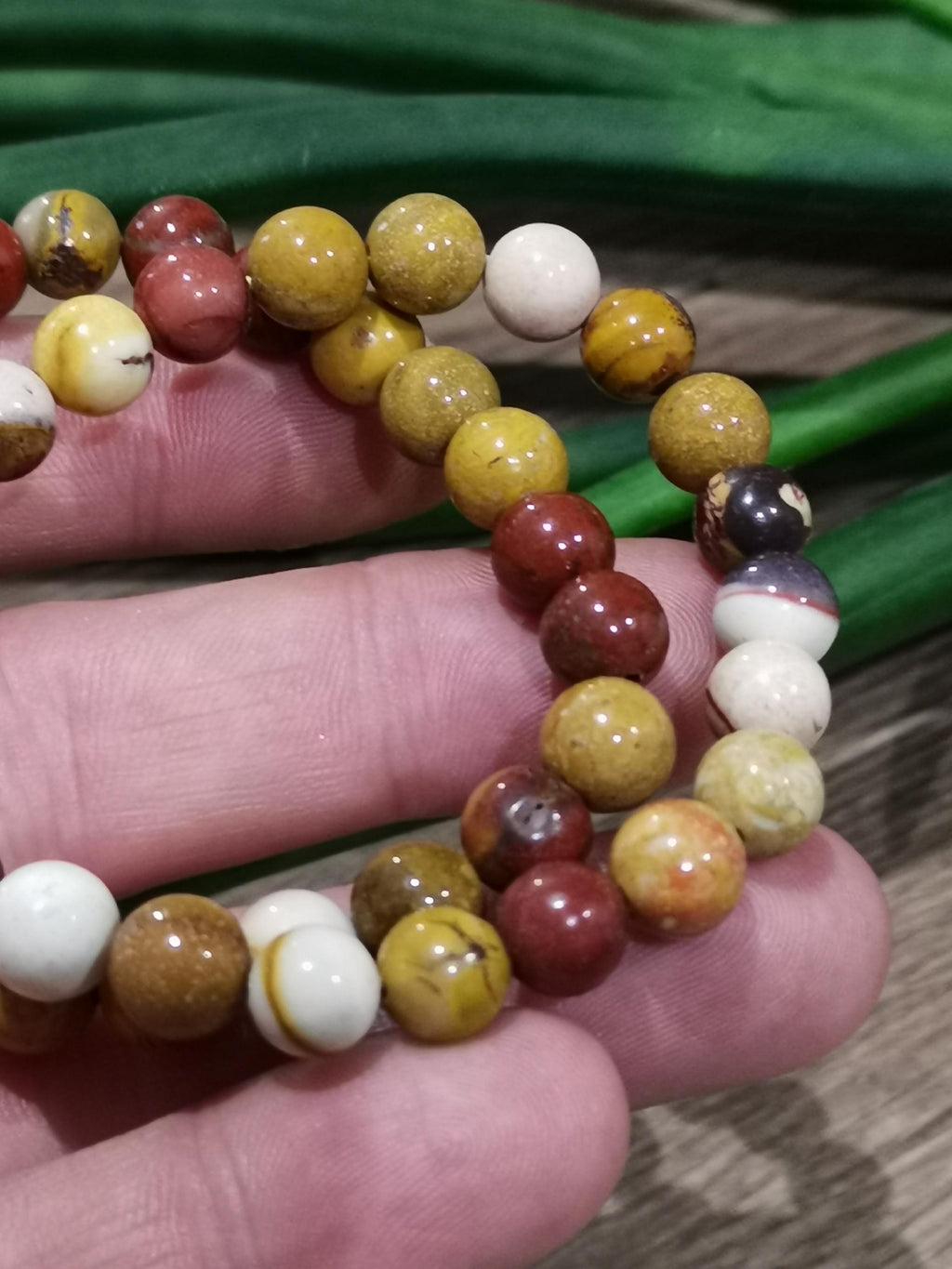Jaspis Mookaite , mookaite / Armband ronde kralen van 8 mm / maatwerk vervaardigd