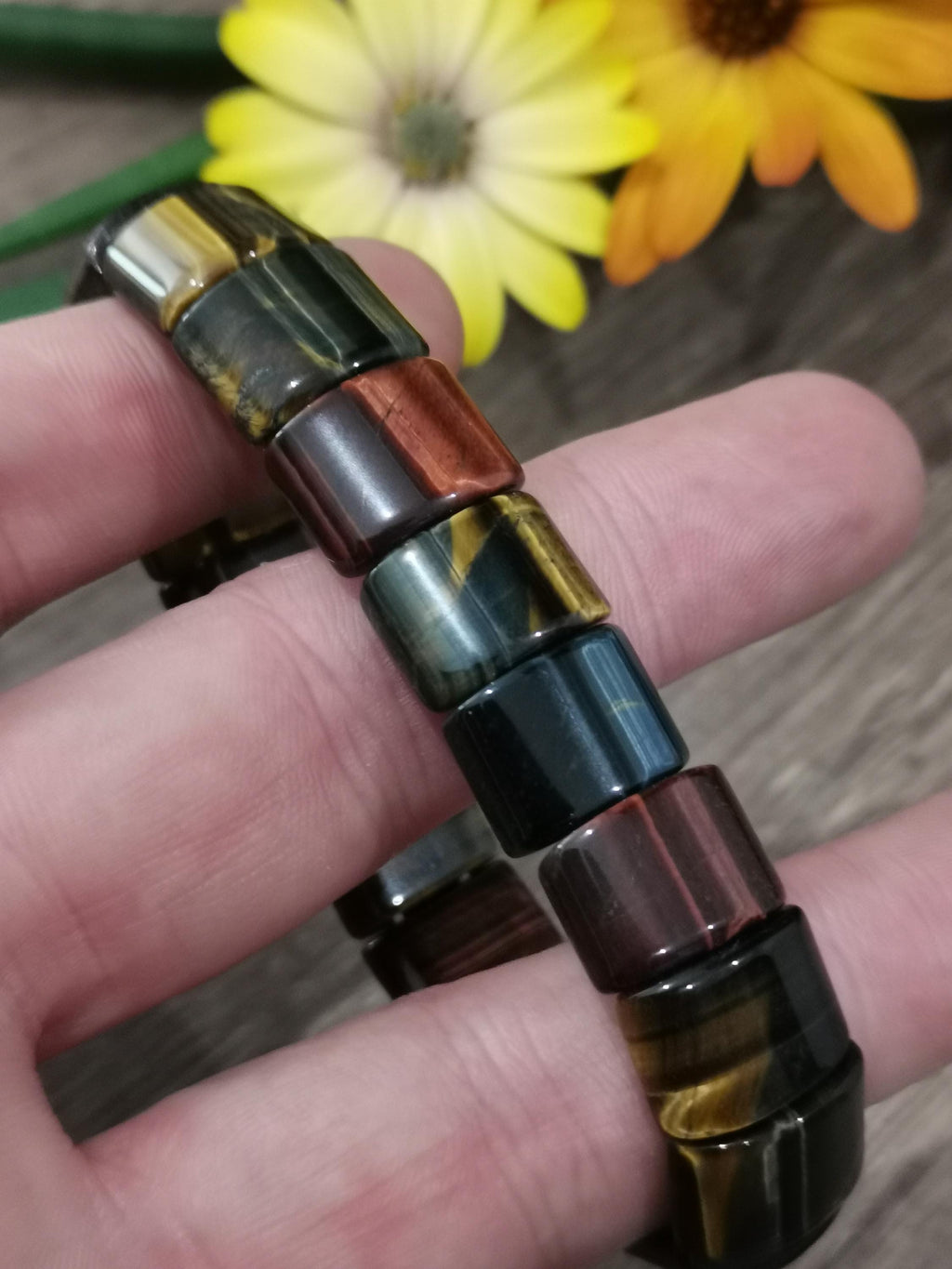 Tigeroog / Falkoog / Stierenoog , armband met kralen Originele vorm Halfmaan Pavé