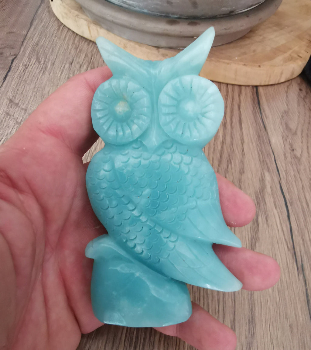 Escultura de búho en amazonita de China
