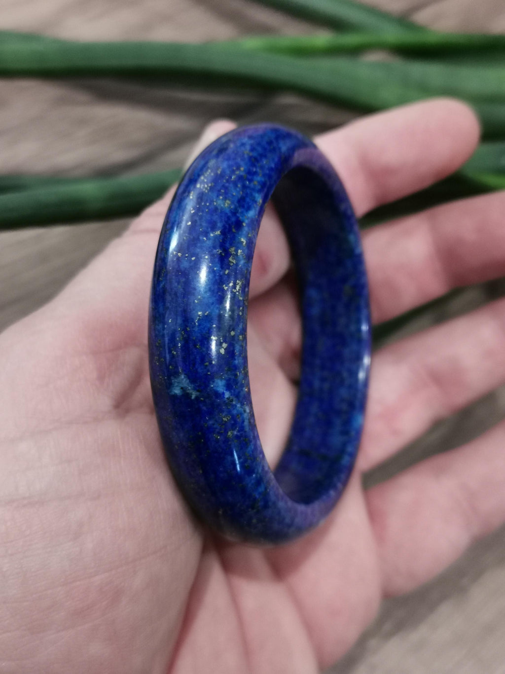 Lapis lazuli -- > Bracelet JONC rigide / Diamètre  intérieur 60 Mm , rare belle qualité, Pierre naturelle