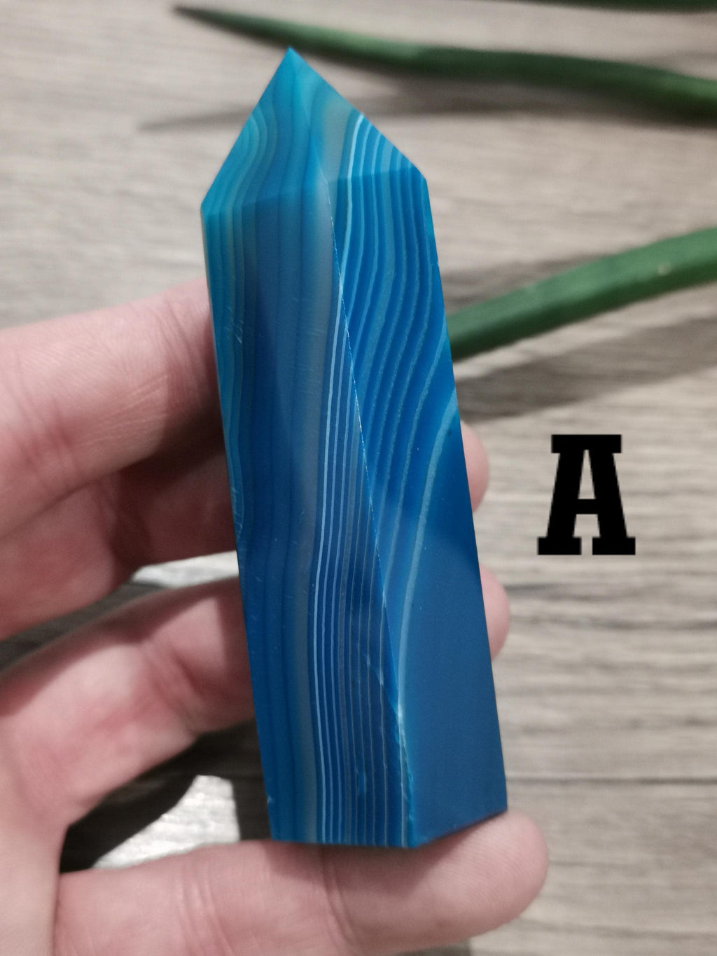 Agate Bleu couleur Mer , Obélisque / Pointe de collection - Fengshui