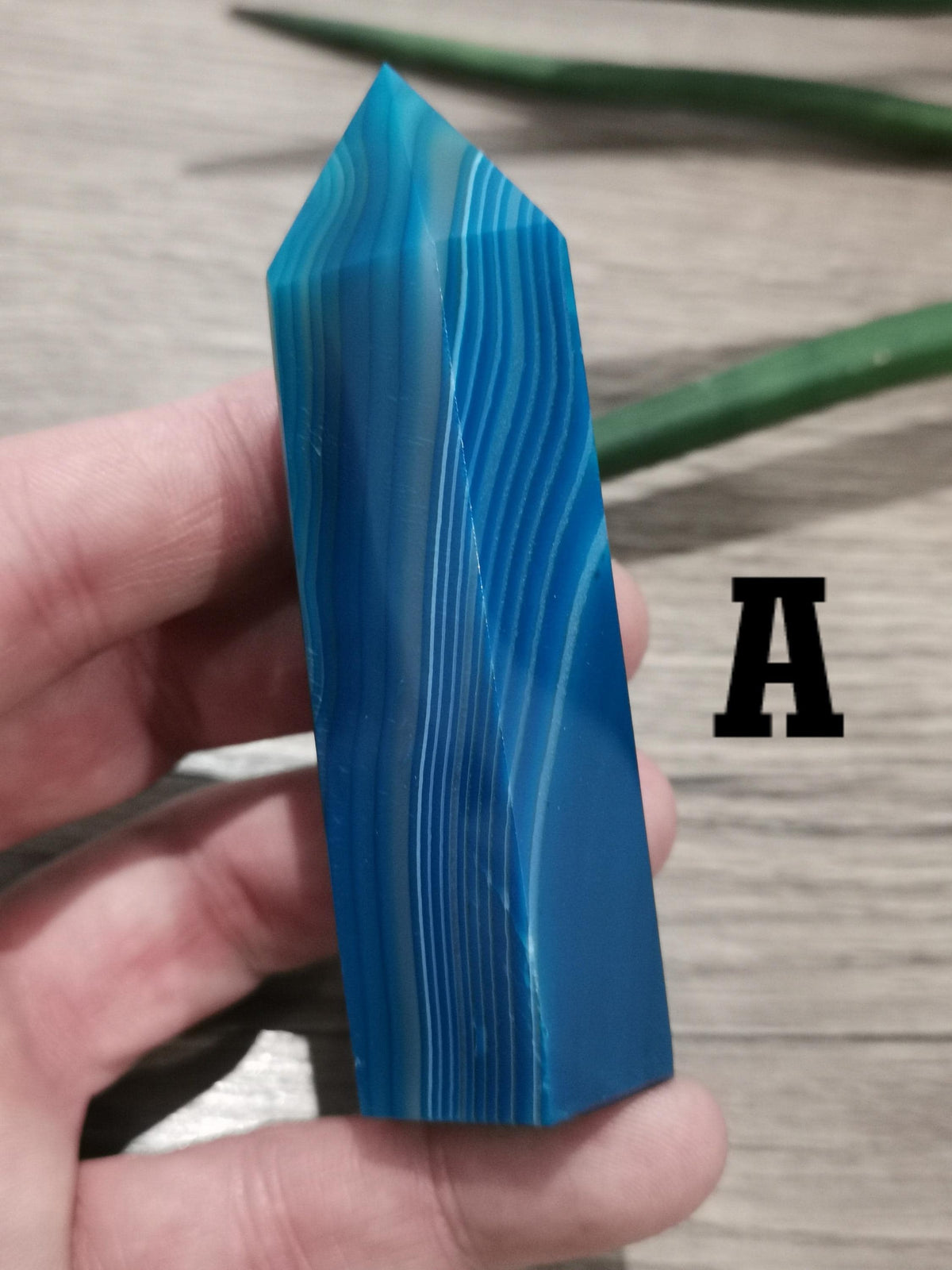 Agate Bleu couleur Mer , Obélisque / Pointe de collection - Fengshui