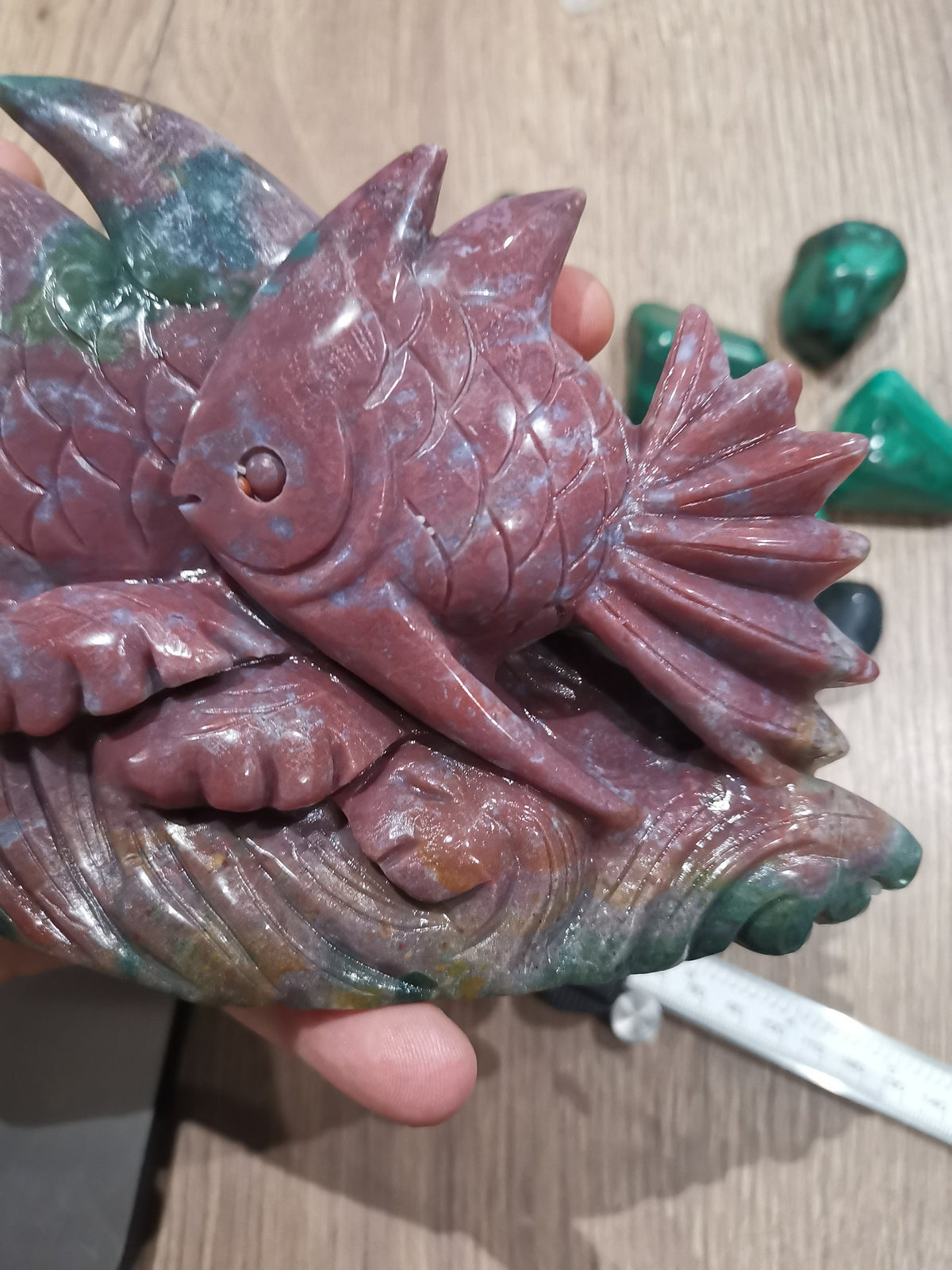 Jaspe Ocean , sculpture Statue Poisson en pierre naturelle