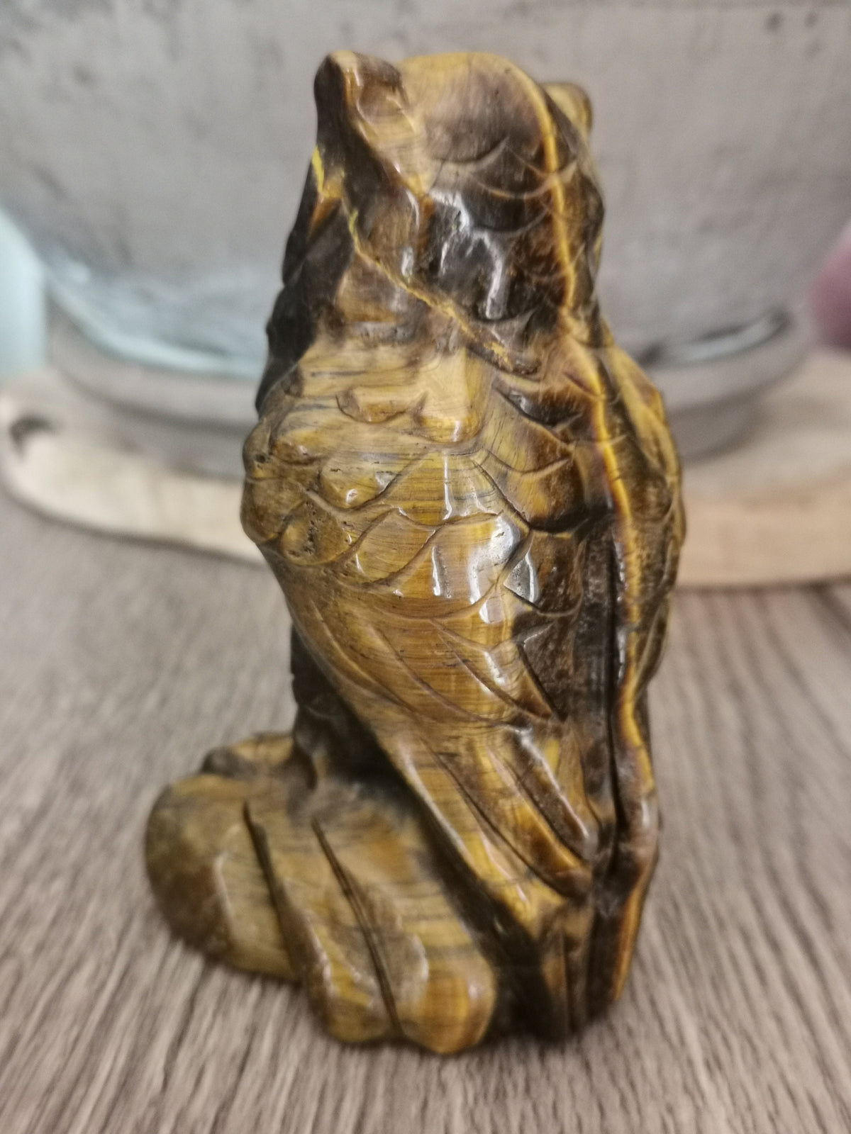 Hibou en œil de tigre , sculpture statue pierre naturelle