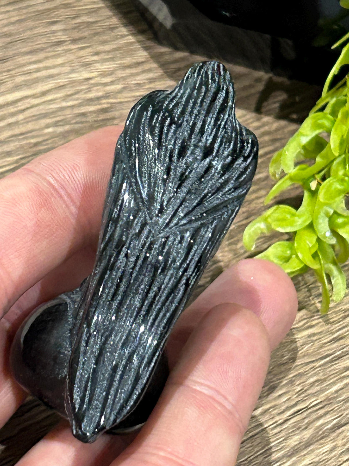 Vogelsculptuur 70 Gr , Raaf van Gepolijst Zwart Obsidiaan , Natuurlijke Vulkanische Steen