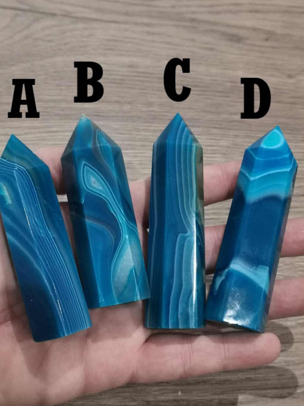 Agate Bleu couleur Mer , Obélisque / Pointe de collection - Fengshui