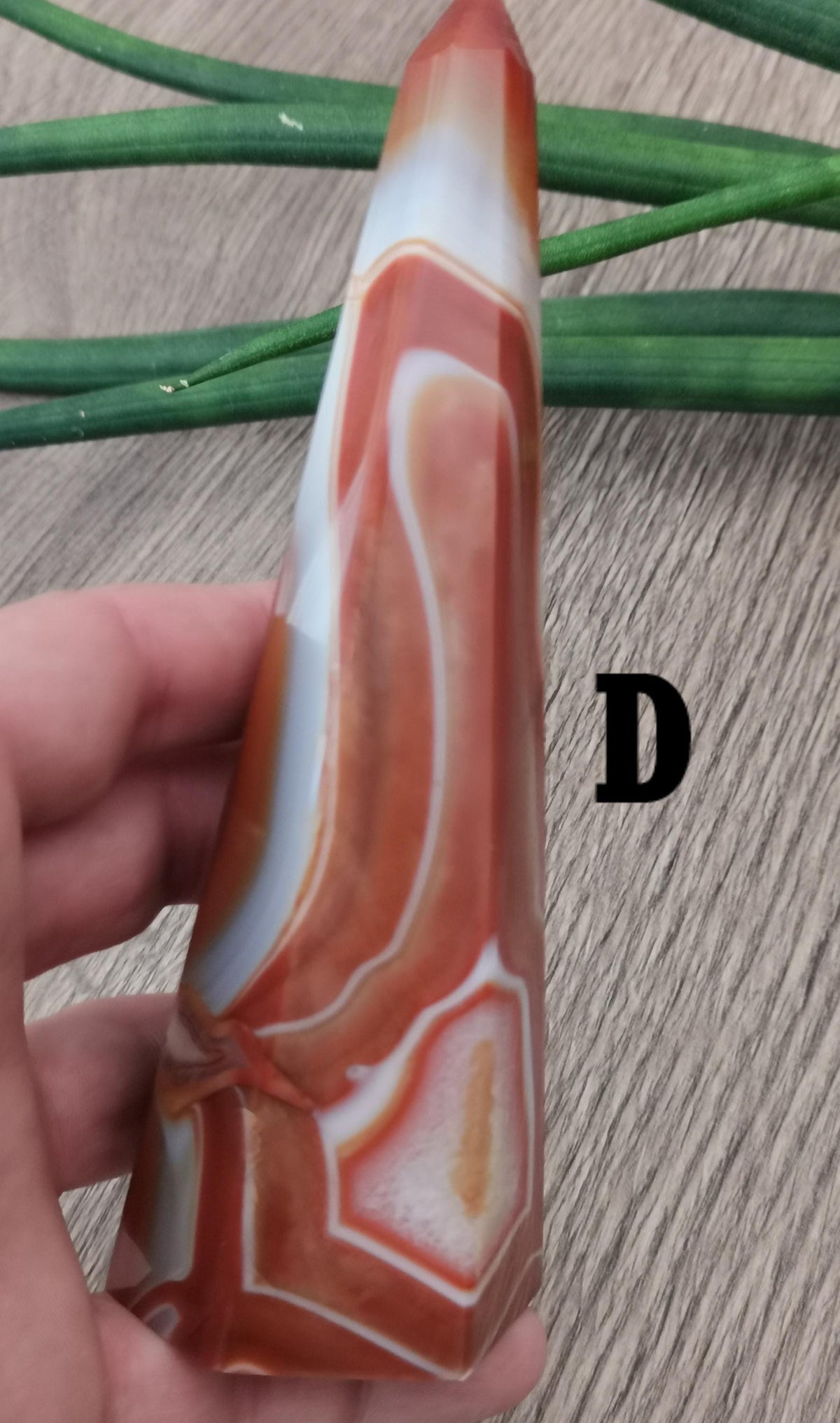 Orange Madagascar sardonyx agate – Choice of obelisk tower