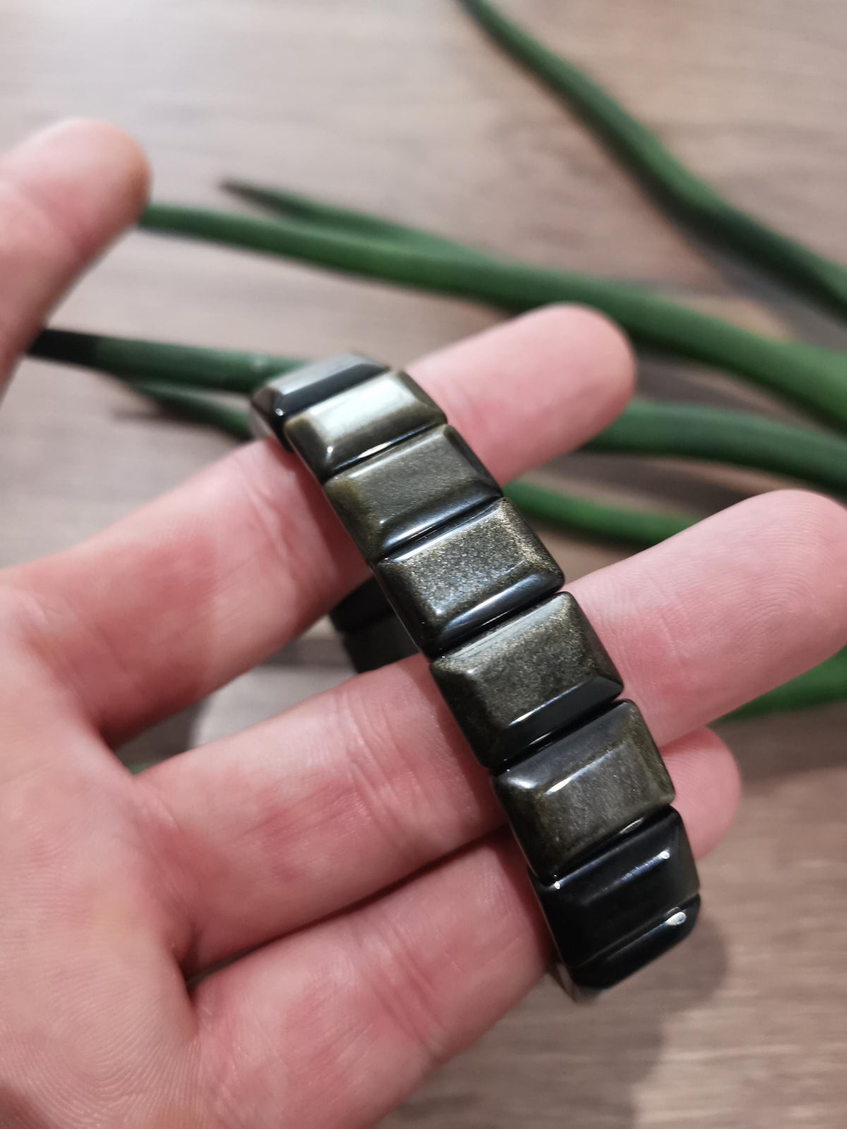 Pulseira em Obsidiana Dourada -> Conta em forma de Lingot de 15 / 11 mm , Circunferência interior 17 CM