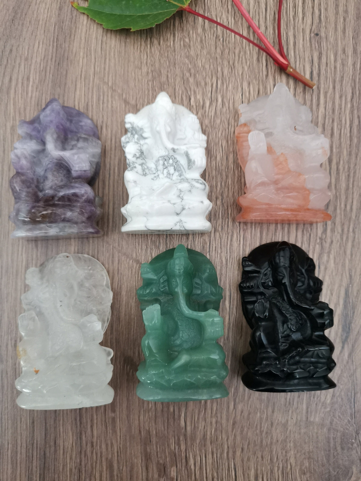 God olifant Ganesh ; god die hindernissen verwijdert , Aventurijn , Kwartskristal, Obsidiaan , howliet , Amethist
