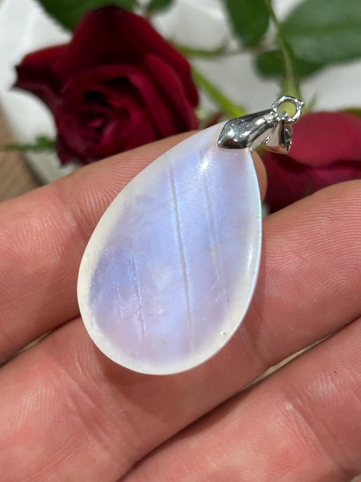 Pendentif goutte en pierre de lune – 12 g