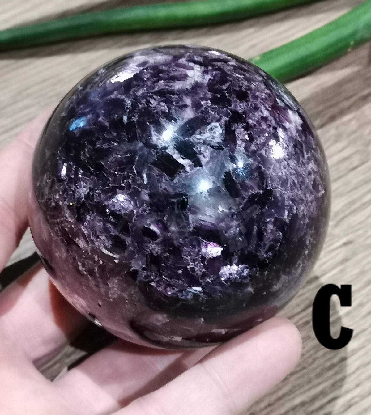 Mica Violeta / Mica Púrpura, Lepidolita AA+ / ESFERA A ELEGIR Rara de Tanzania