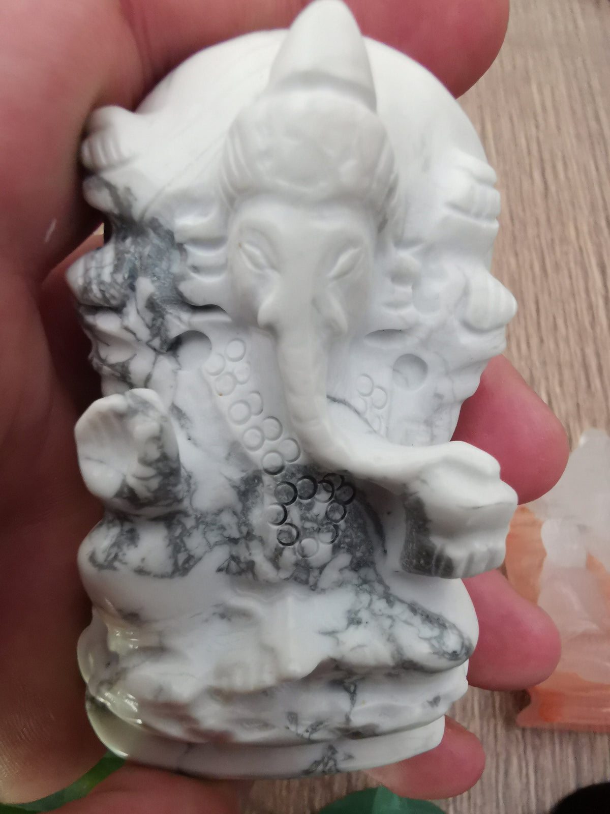 God olifant Ganesh ; god die hindernissen verwijdert , Aventurijn , Kwartskristal, Obsidiaan , howliet , Amethist
