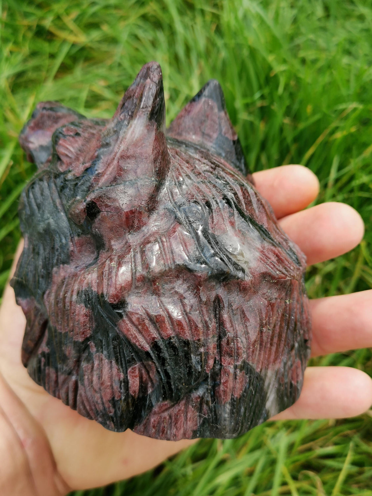 WOLF , Sculptuur /standbeeld , Granaat Almandijn  -> Natuursteen AA