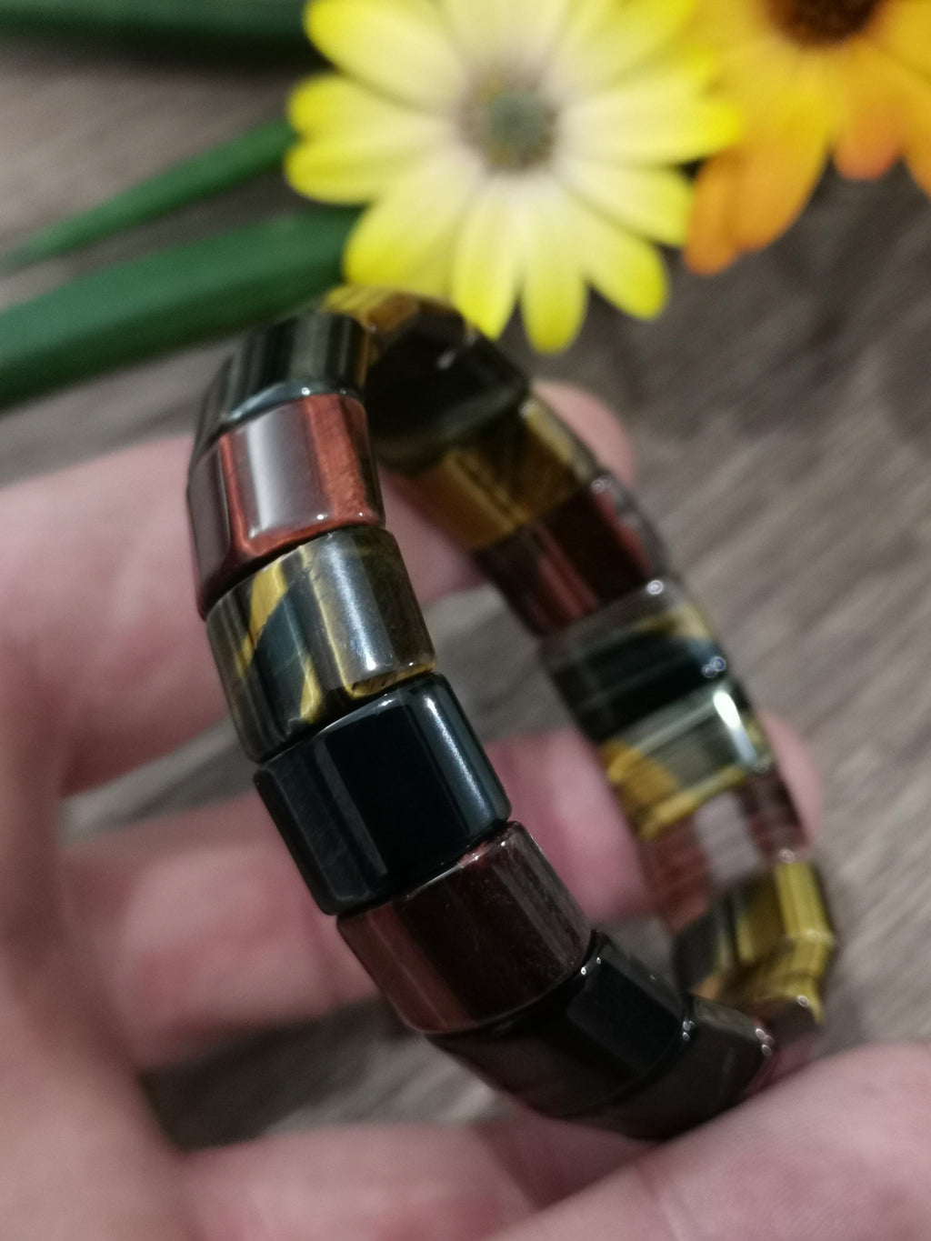 Tigeroog / Falkoog / Stierenoog , armband met kralen Originele vorm Halfmaan Pavé