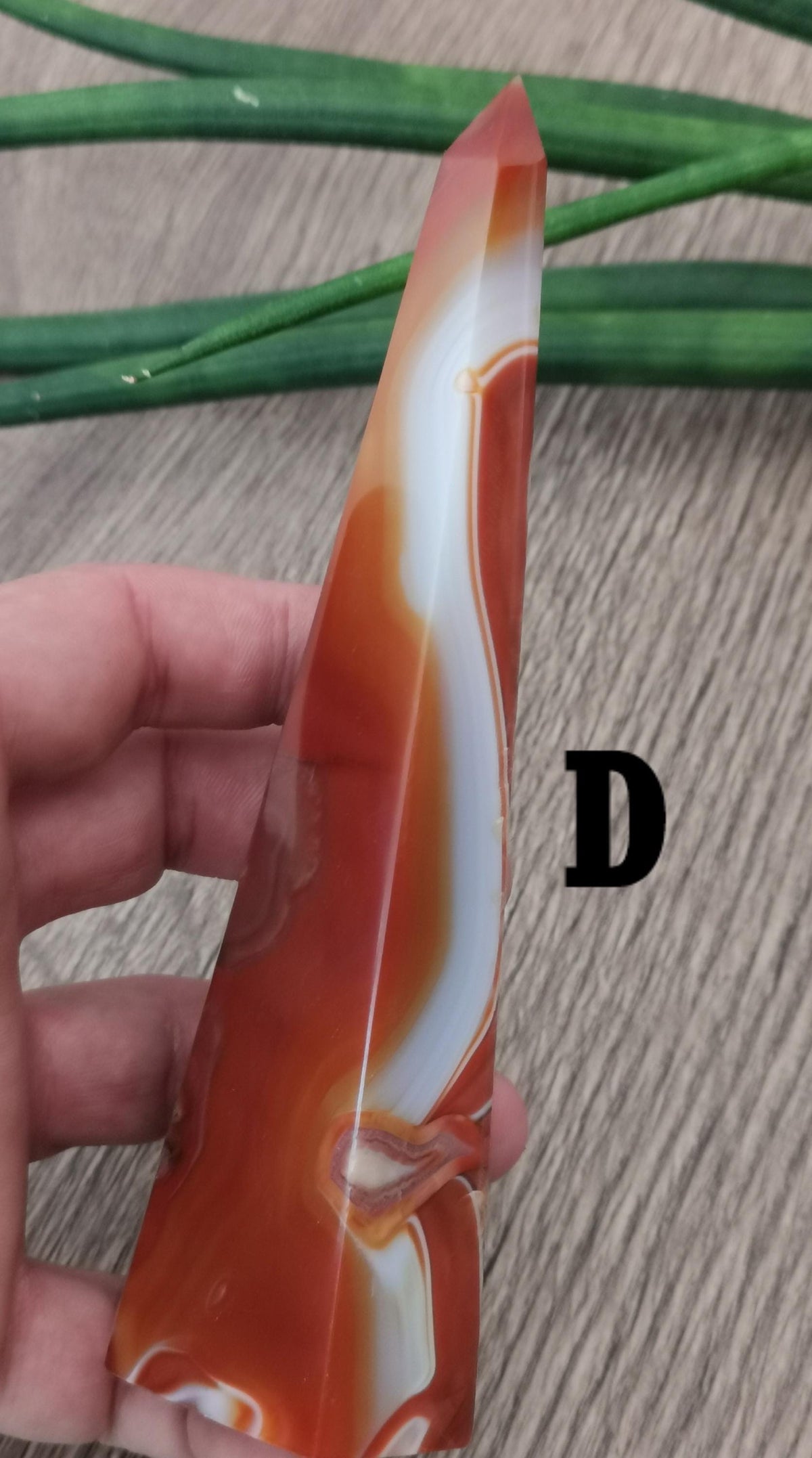Orange Madagascar sardonyx agate – Choice of obelisk tower