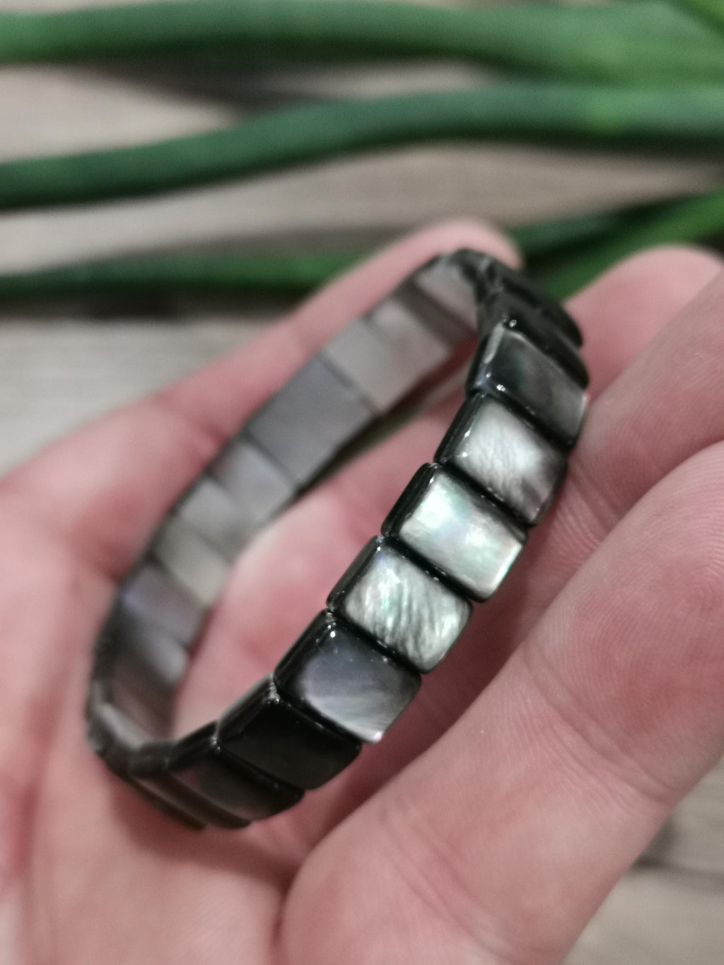 Concha de nácar preto, pérola Mabé de Taiti -> Pulseira com pérola retangular de 11 x 8 milímetros