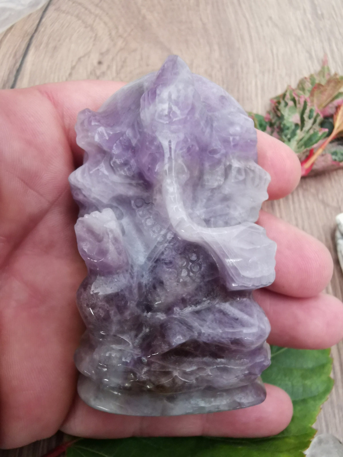God olifant Ganesh ; god die hindernissen verwijdert , Aventurijn , Kwartskristal, Obsidiaan , howliet , Amethist