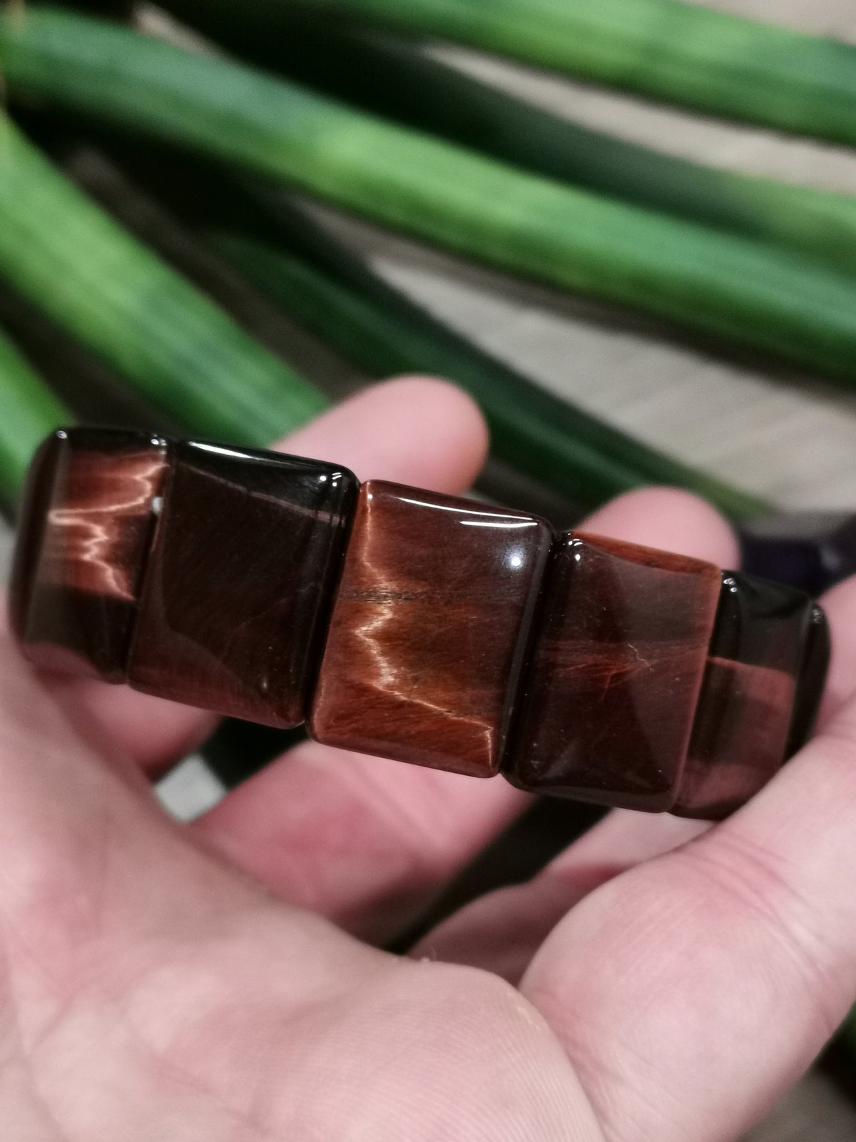 Rode ootstier, natuursteen armband Grote rechthoekige kralen 20 /15 mm
