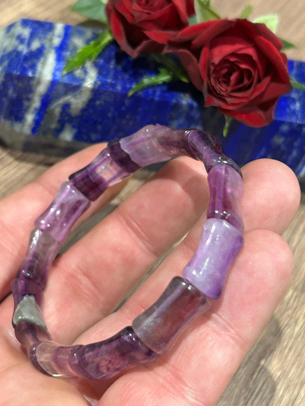 Violet fluoriet, armband met beenvormige kralen, lengte 17 / 17,5 cm