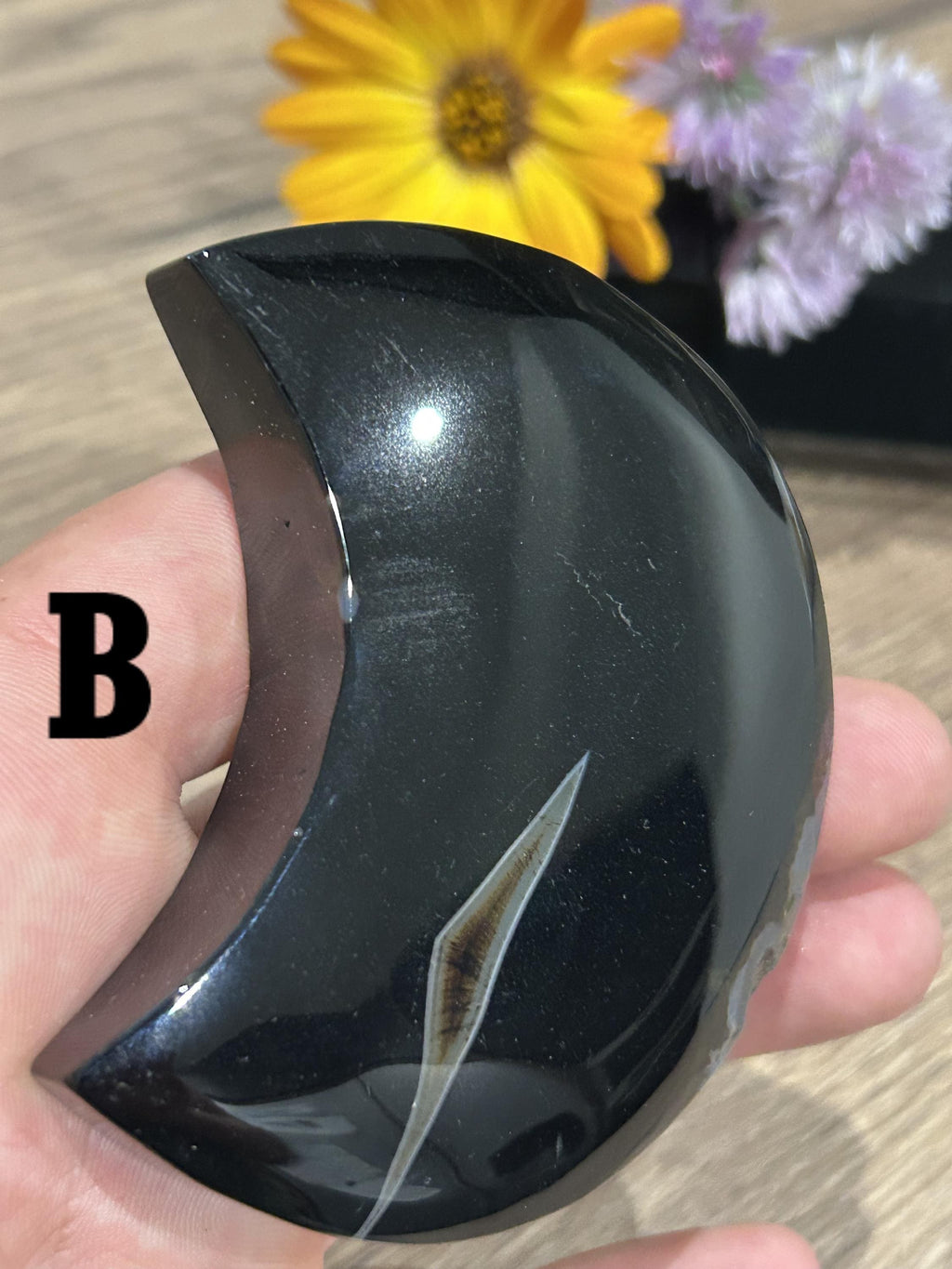 Mond aus schwarzem Sardonyx-Achat mit Bändern aus Uruguay – Zur Auswahl