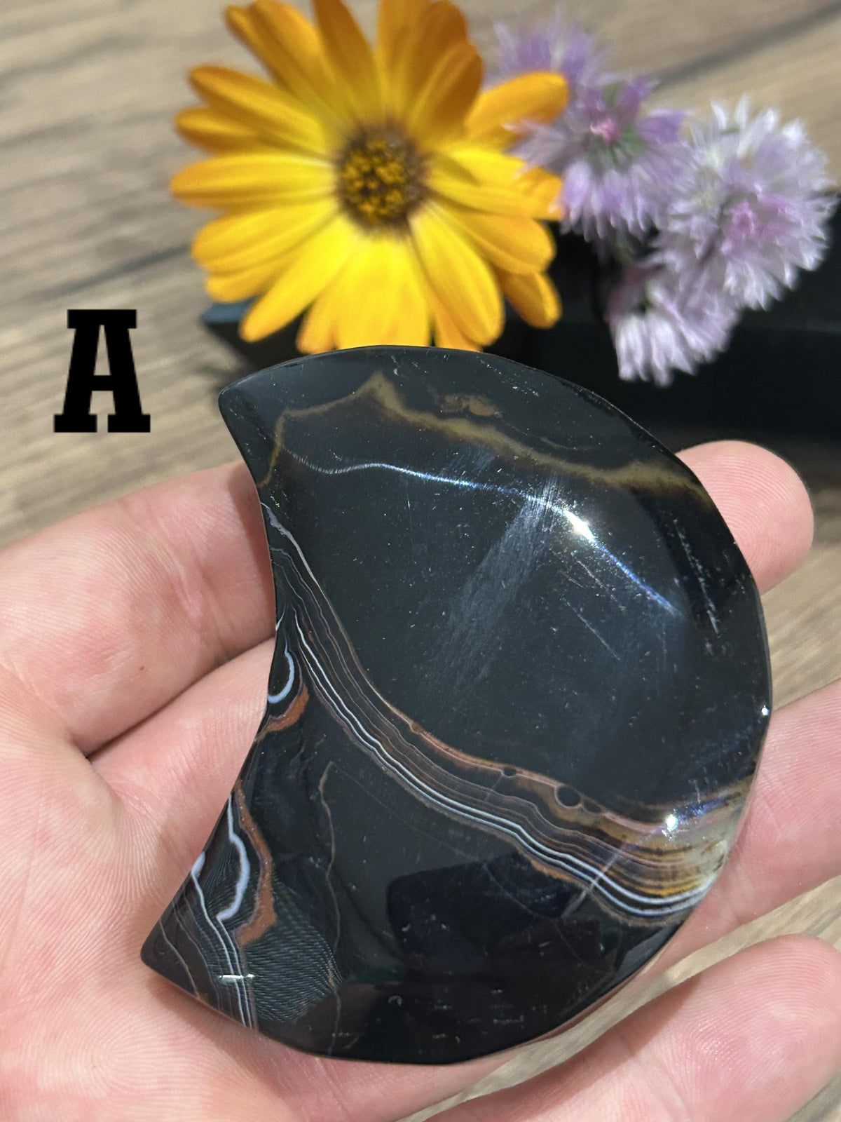 Lune en agate noire sardonyx à bandes d’Uruguay – Au choix