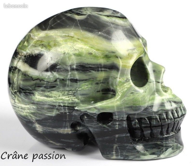JADE Butter , Beurre Crâne en pierre naturelle , Mémento mori , Vanité