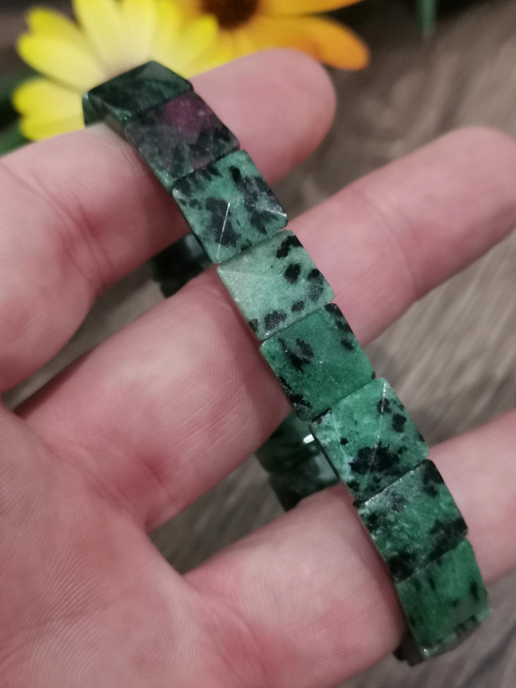Zoizit-Rubin-Armband – Quadratische, facettierte Perlen 11 mm – Maßanfertigung