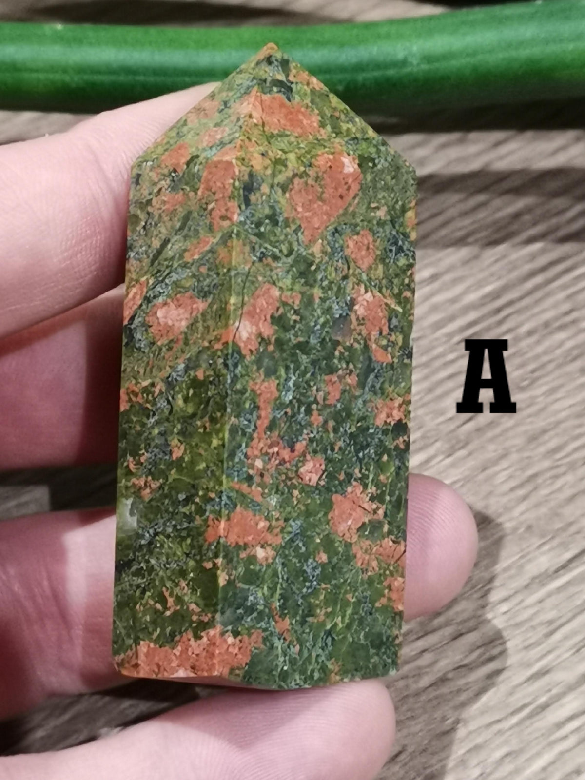 Unakita – Obeliszek z kamienia naturalnego do wyboru