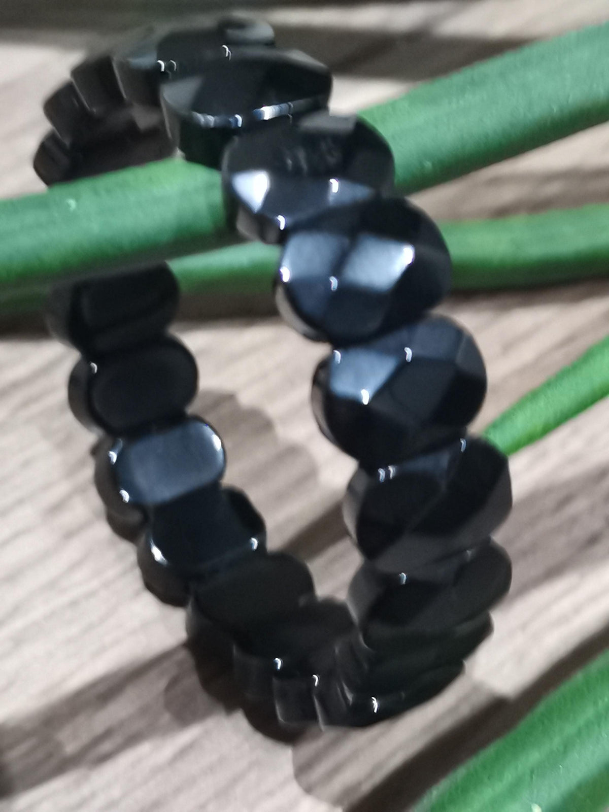 Obsidiana Preta ,  pulseira Sob Medida -> Pérola Oval Facetada AAA de 14 por 10 Mm
