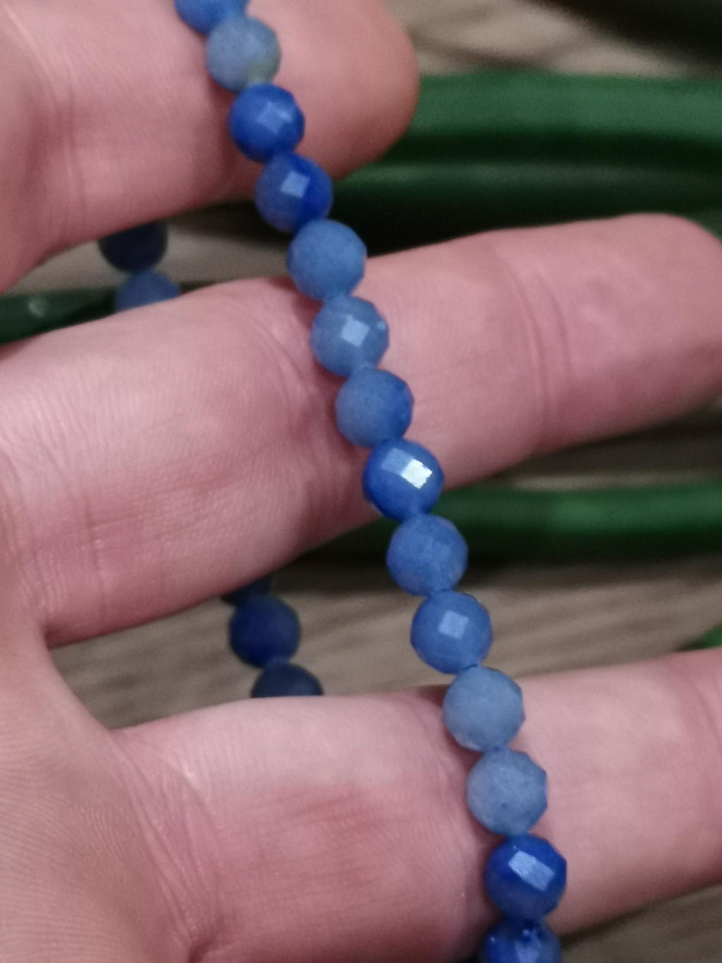Aventurin Brasilieblå , Armband efter mått valfritt  , Rund A-facetterad pärla 6 mm