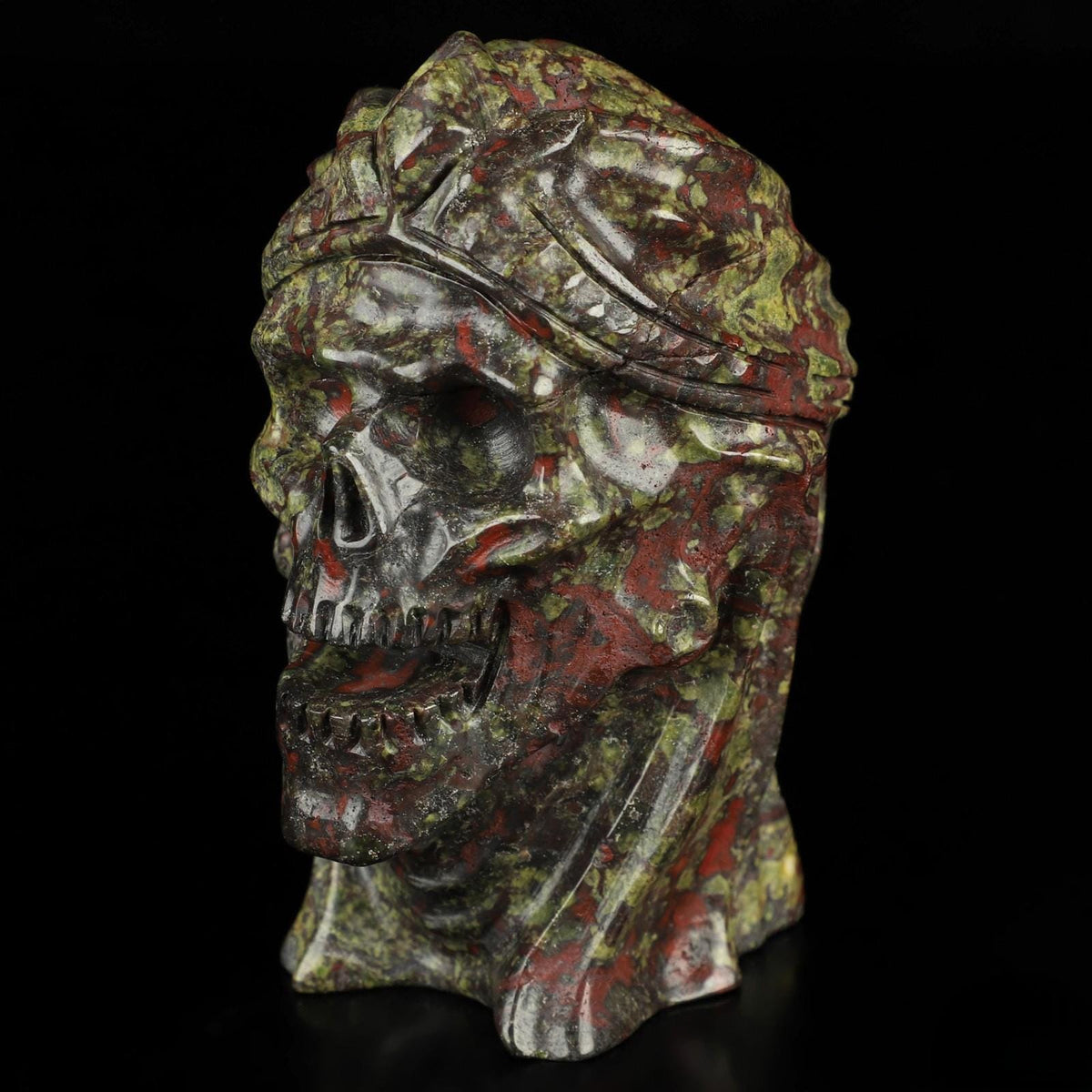 Mummia in diaspro sangue di drago · Scultura in pietra naturale