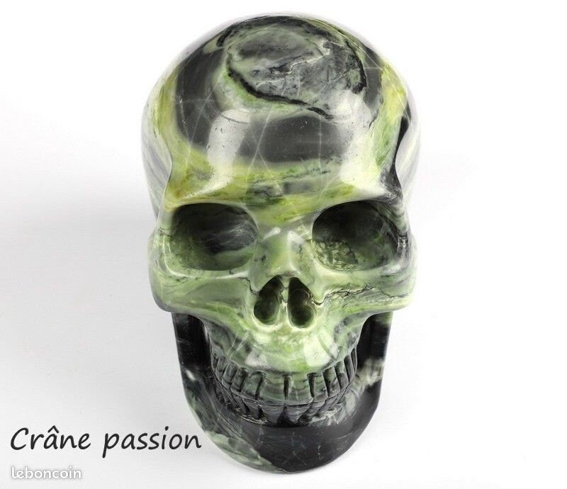 JADE Butter , Beurre Crâne en pierre naturelle , Mémento mori , Vanité