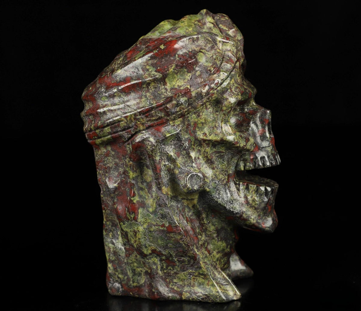 Mummia in diaspro sangue di drago · Scultura in pietra naturale