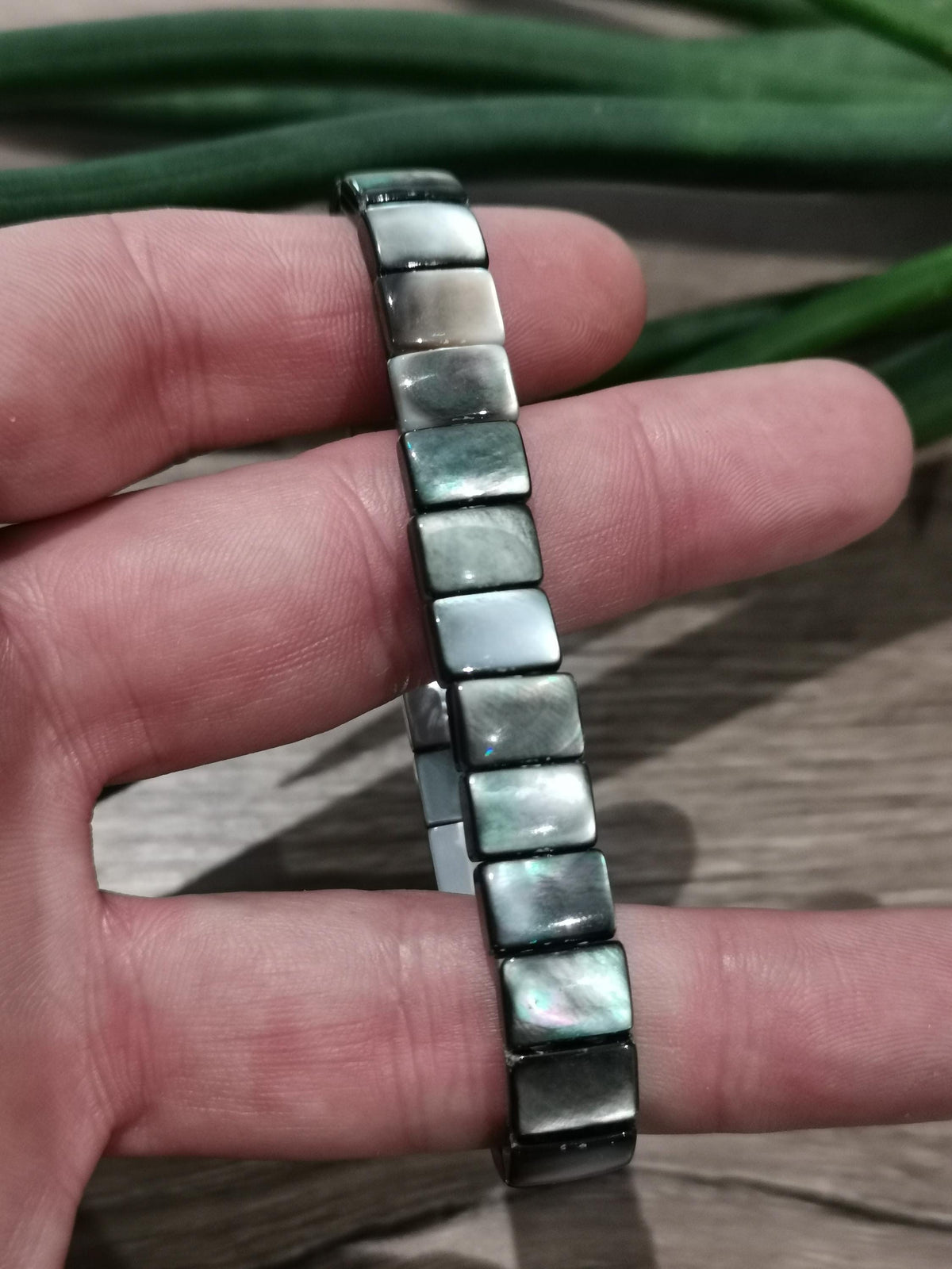 Concha de nácar preto, pérola Mabé de Taiti -> Pulseira com pérola retangular de 11 x 8 milímetros