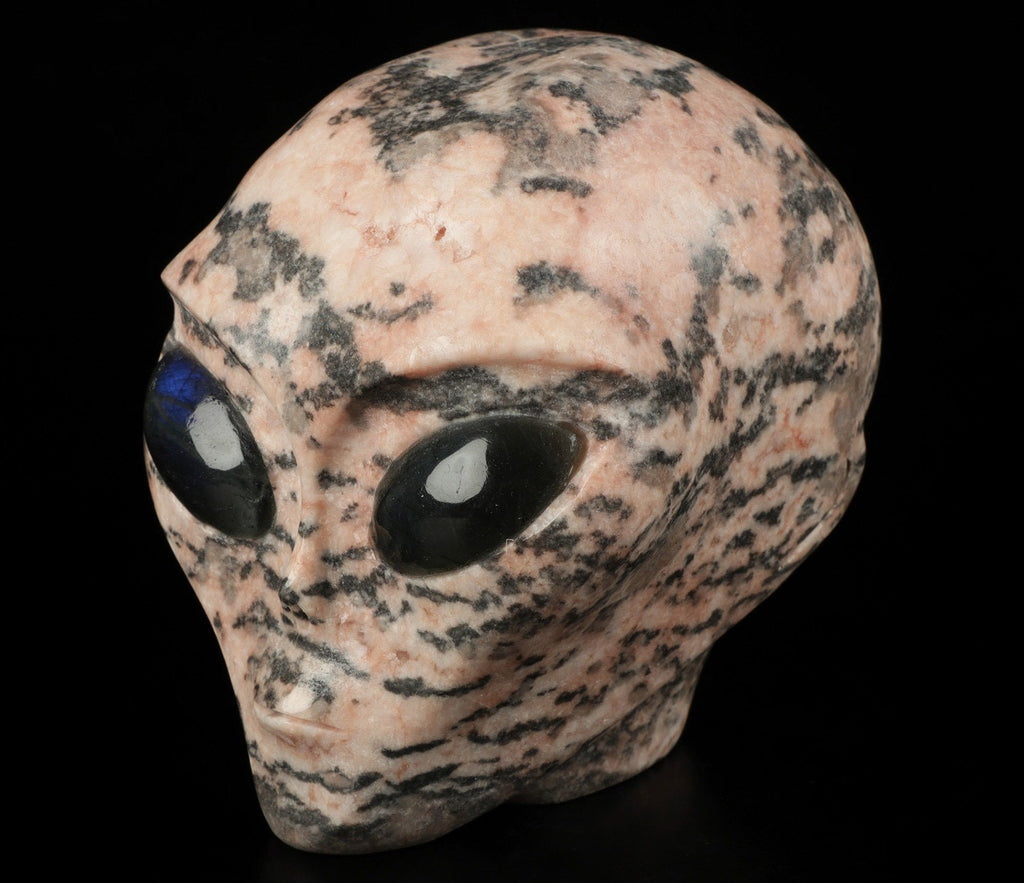 Alien-Schädel Roswell „Pink Tiger“ aus rosa, grau geädertem Stein und Labradorit · XL