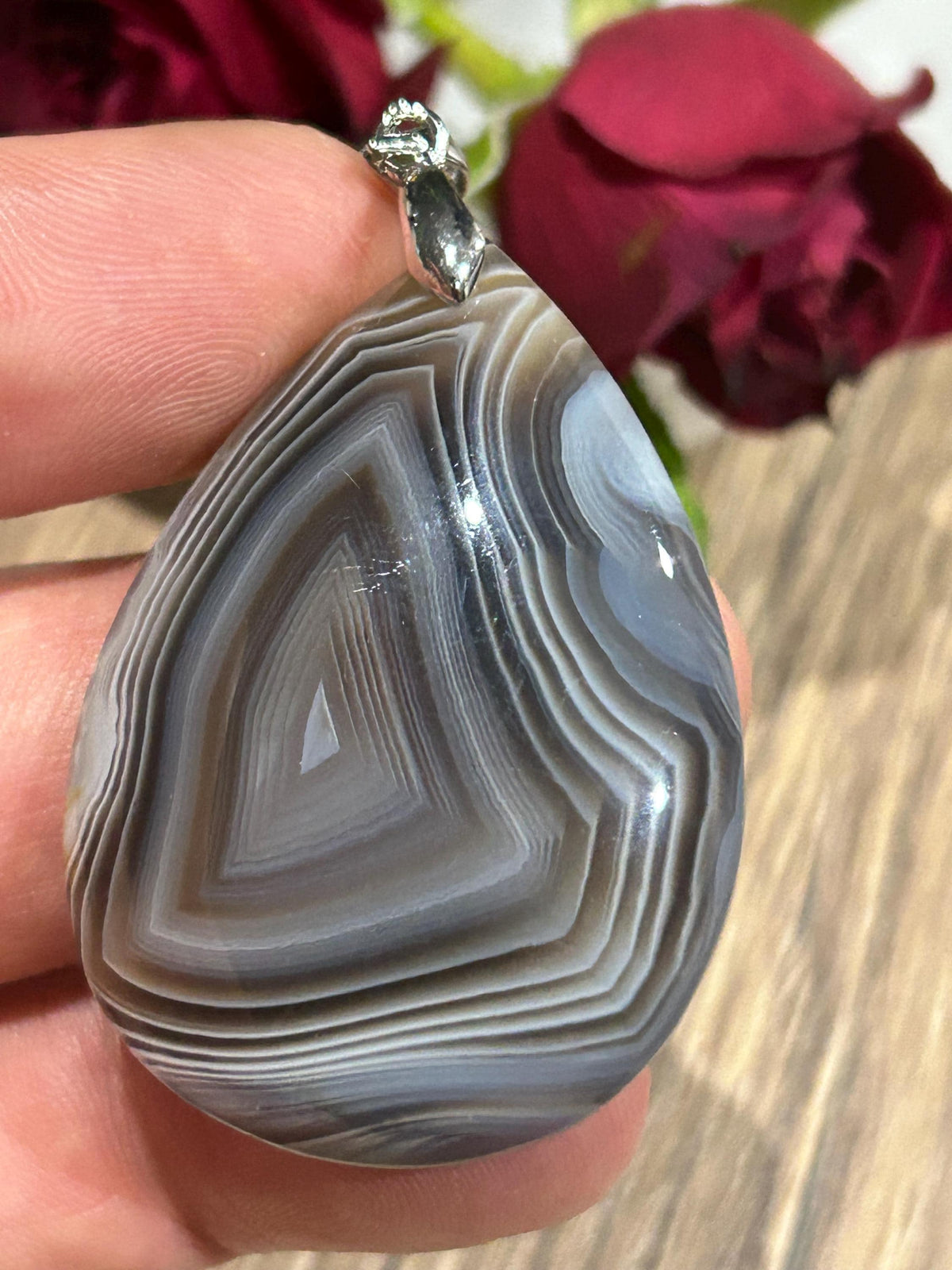 Pendentif goutte en agate du Botswana – 20 g