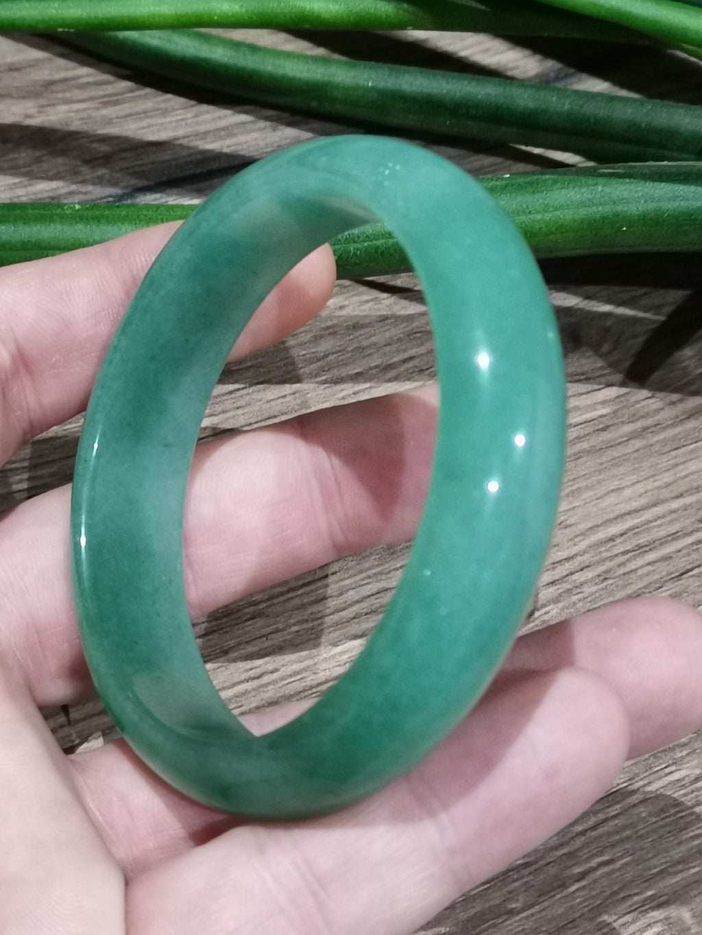 Groene Braziliaanse aventurijn  , Starre armband diameter 61  Mm / Natuursteen / Cadeaus
