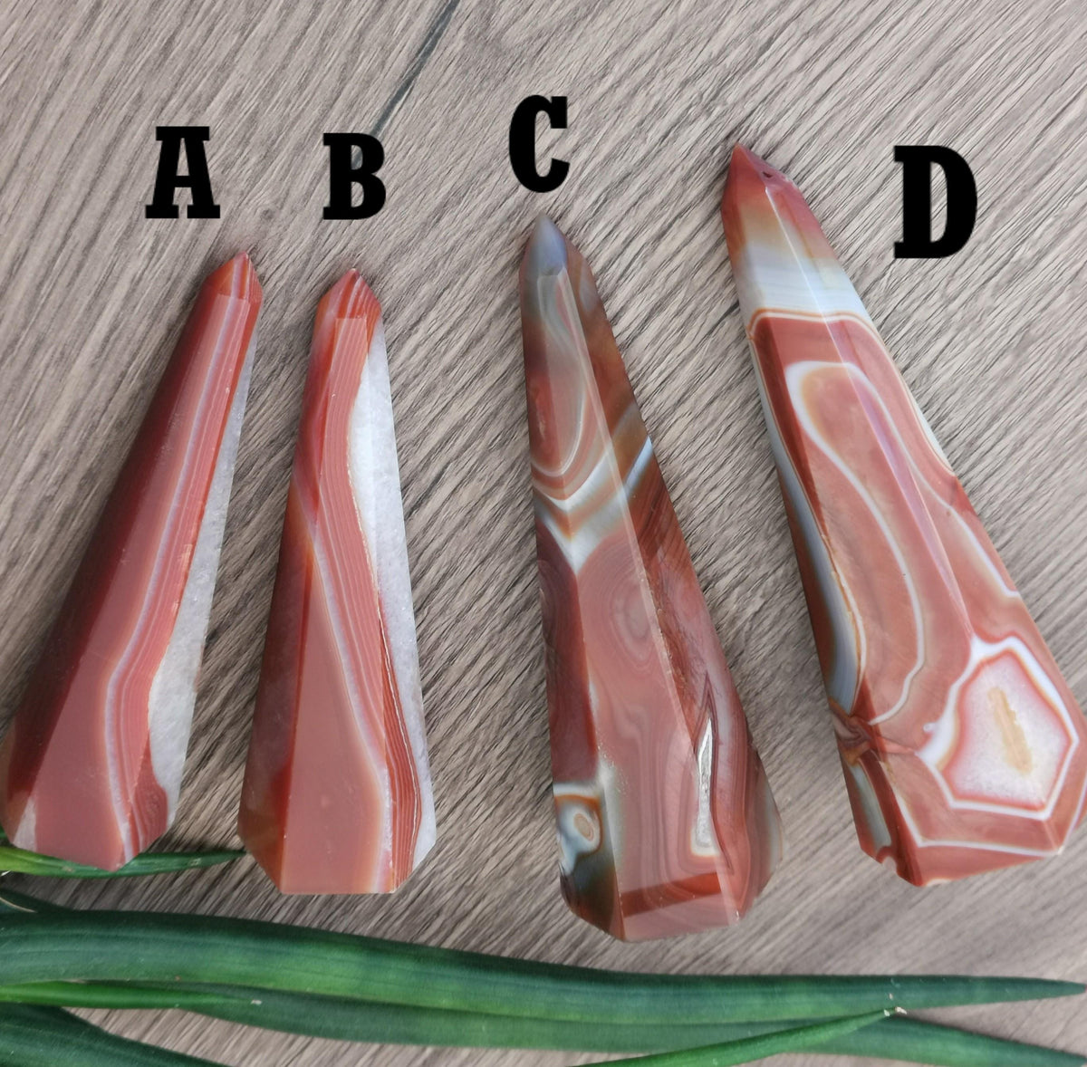 Orange Madagascar sardonyx agate – Choice of obelisk tower