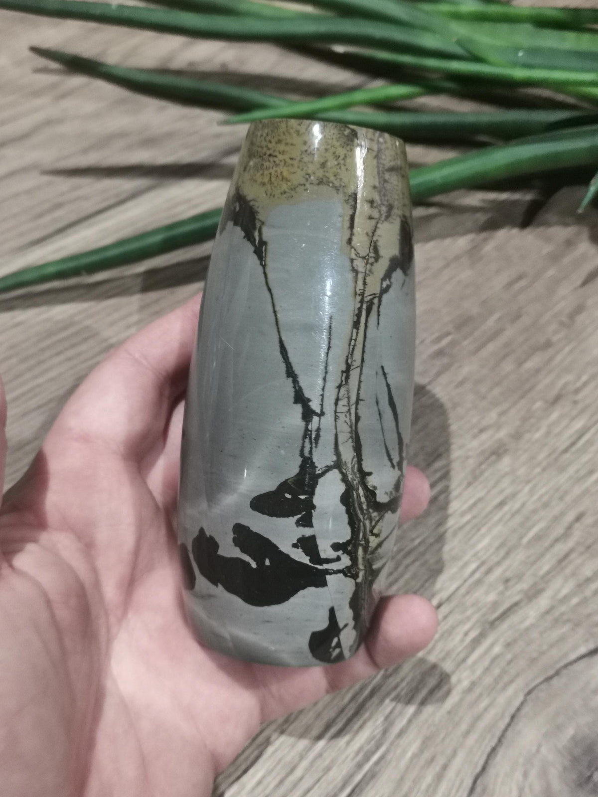 Vase en jaspe paysage naturel – 13 cm
