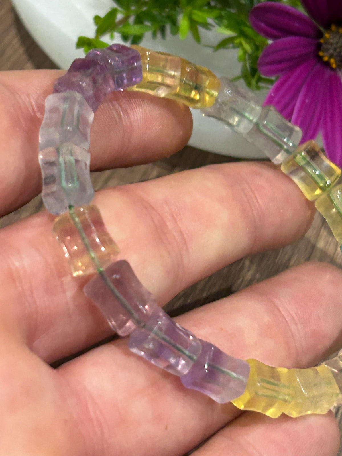 Fluorite multicolorida  , Pulseira de contas de forma rara  ->  Tubo hexagonal  ->  Libertação / Clareza mental