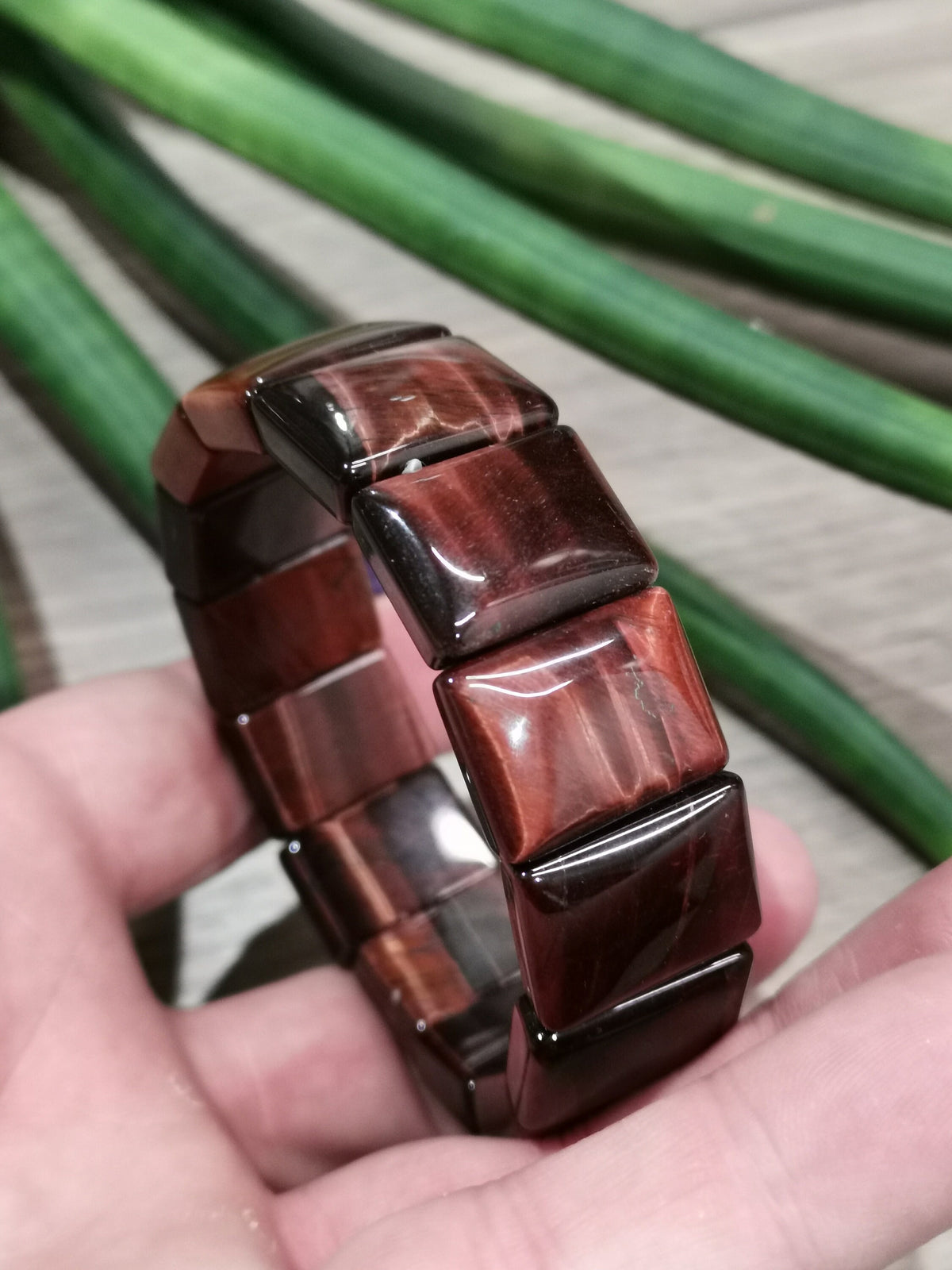 Rode ootstier, natuursteen armband Grote rechthoekige kralen 20 /15 mm