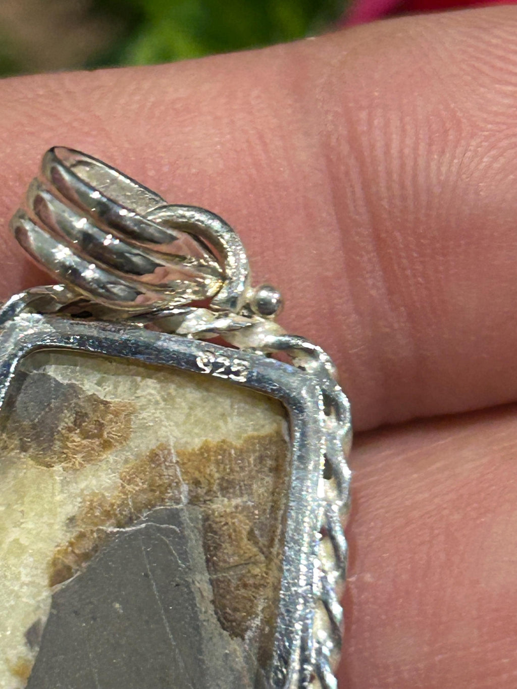 Pendente em septária e prata 925 – 8,8 g