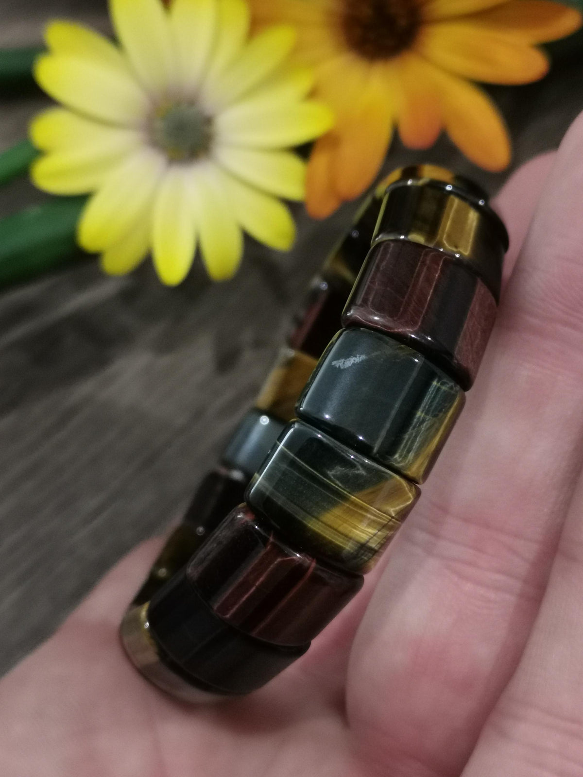 Tigeroog / Falkoog / Stierenoog , armband met kralen Originele vorm Halfmaan Pavé
