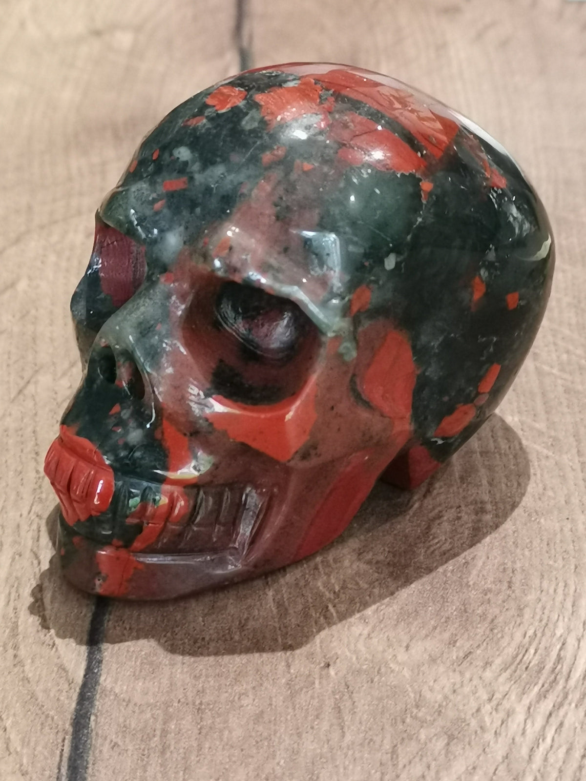 Jaspis heliotropowy / Afrykański krwawy jaspis / African blood stone, Rzeźba kryształowej czaszki 3,5 cala
